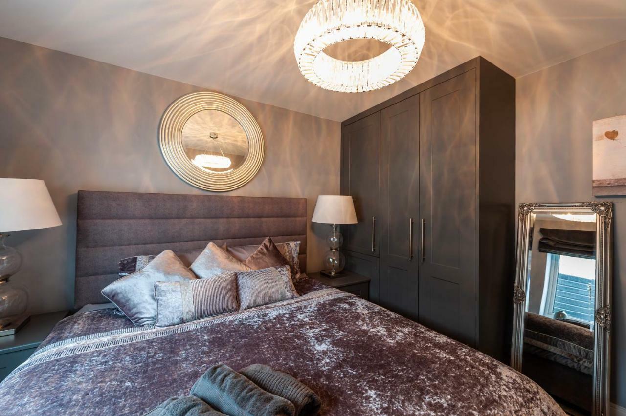 The Town House Kinsale, Hosted By Exquisite Holiday Homes, Sleeps 16 Exterior foto