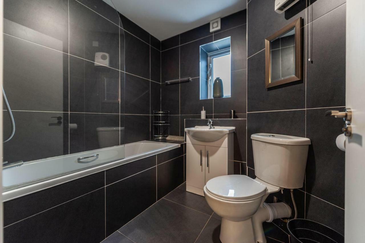 The Town House Kinsale, Hosted By Exquisite Holiday Homes, Sleeps 16 Exterior foto